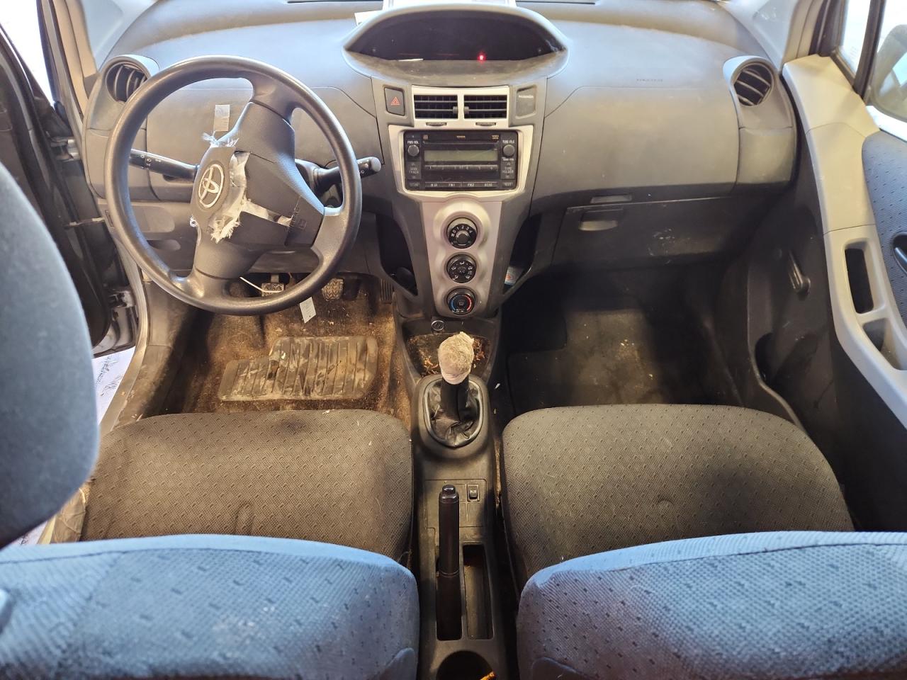 2010 Toyota Yaris VIN: JTDKT4K36A5321849 Lot: 80727955