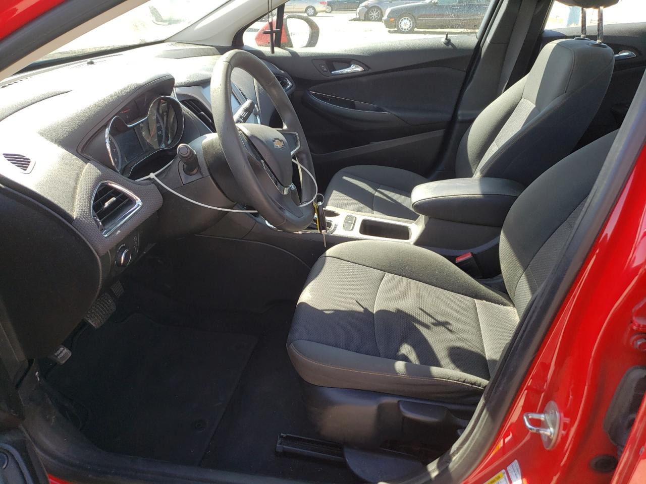 2018 Chevrolet Cruze Ls VIN: 1G1BC5SM5J7168456 Lot: 81710675