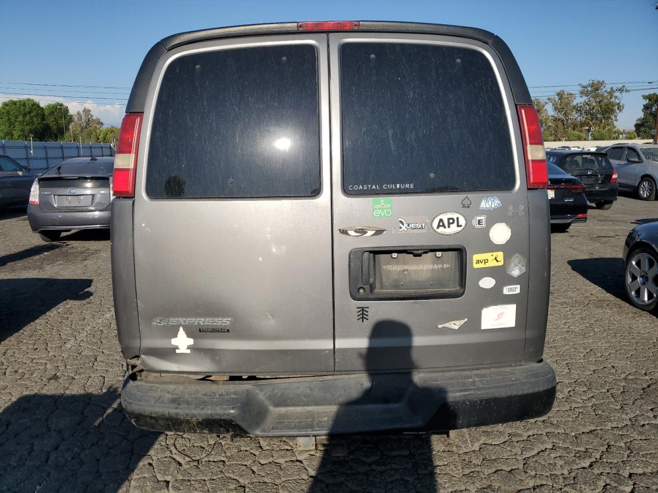 2008 Chevrolet Express G2500 VIN: 1GAGG25K081202304 Lot: 71507455