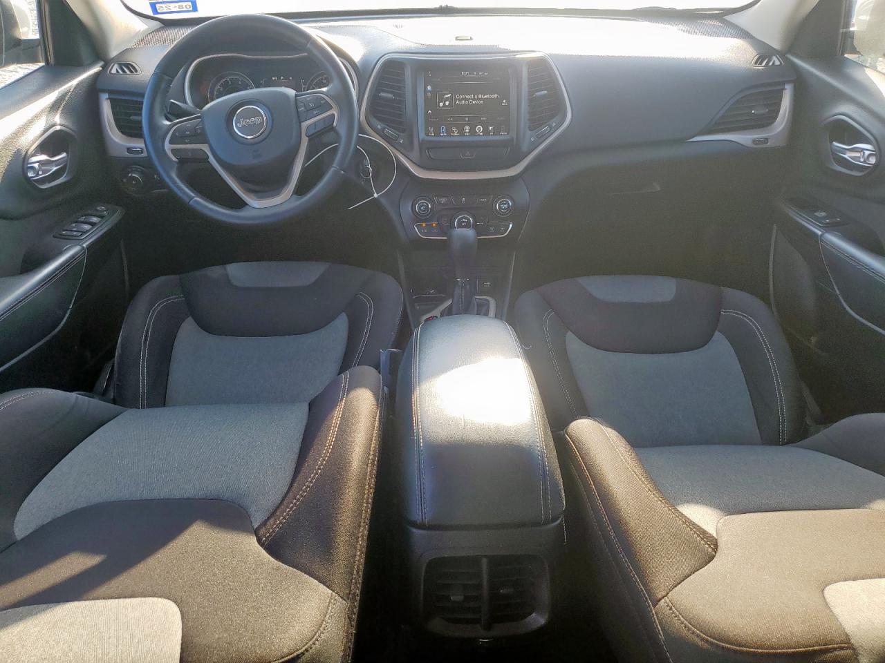 2014 Jeep Cherokee Latitude VIN: 1C4PJLCB0EW298998 Lot: 81216525