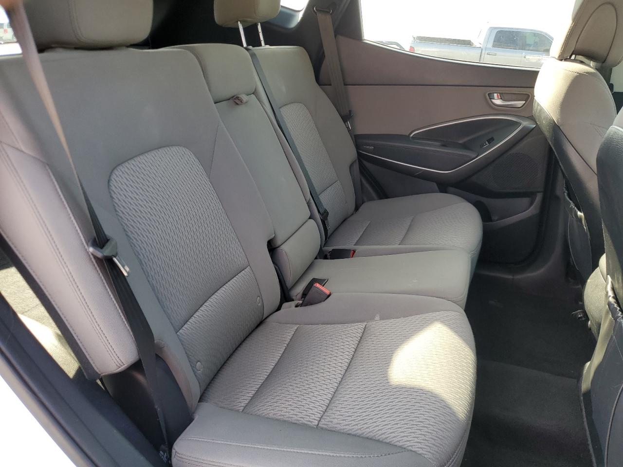 2017 Hyundai Santa Fe Sport VIN: 5XYZT3LB3HG410052 Lot: 80092135