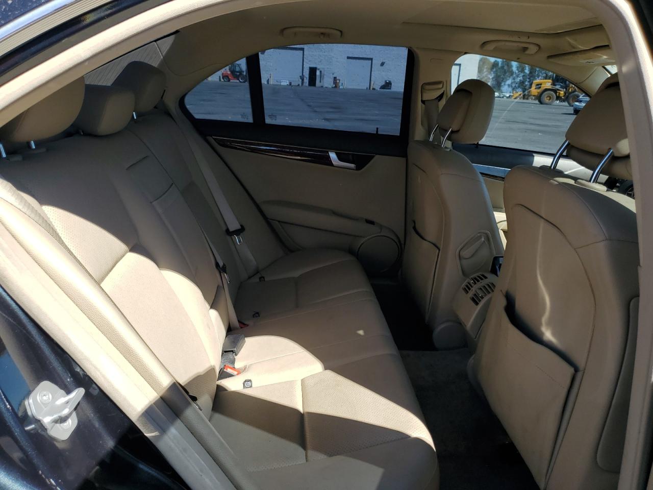 2012 Mercedes-Benz C 250 VIN: WDDGF4HB9CR205784 Lot: 72056385