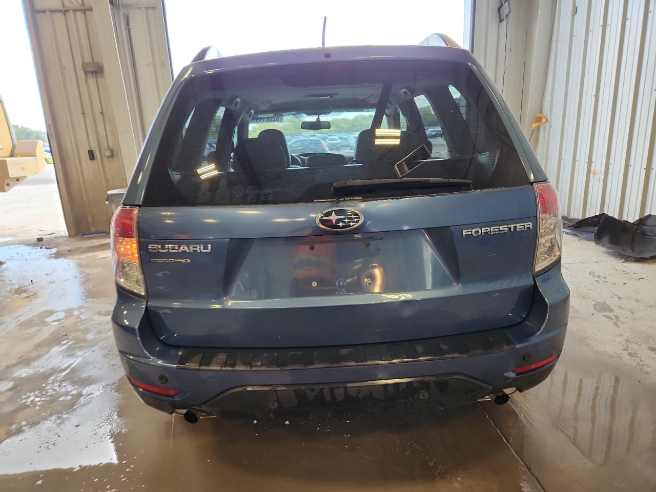 2010 Subaru Forester 2.5X Limited VIN: JF2SH6DC1AH700574 Lot: 82081495