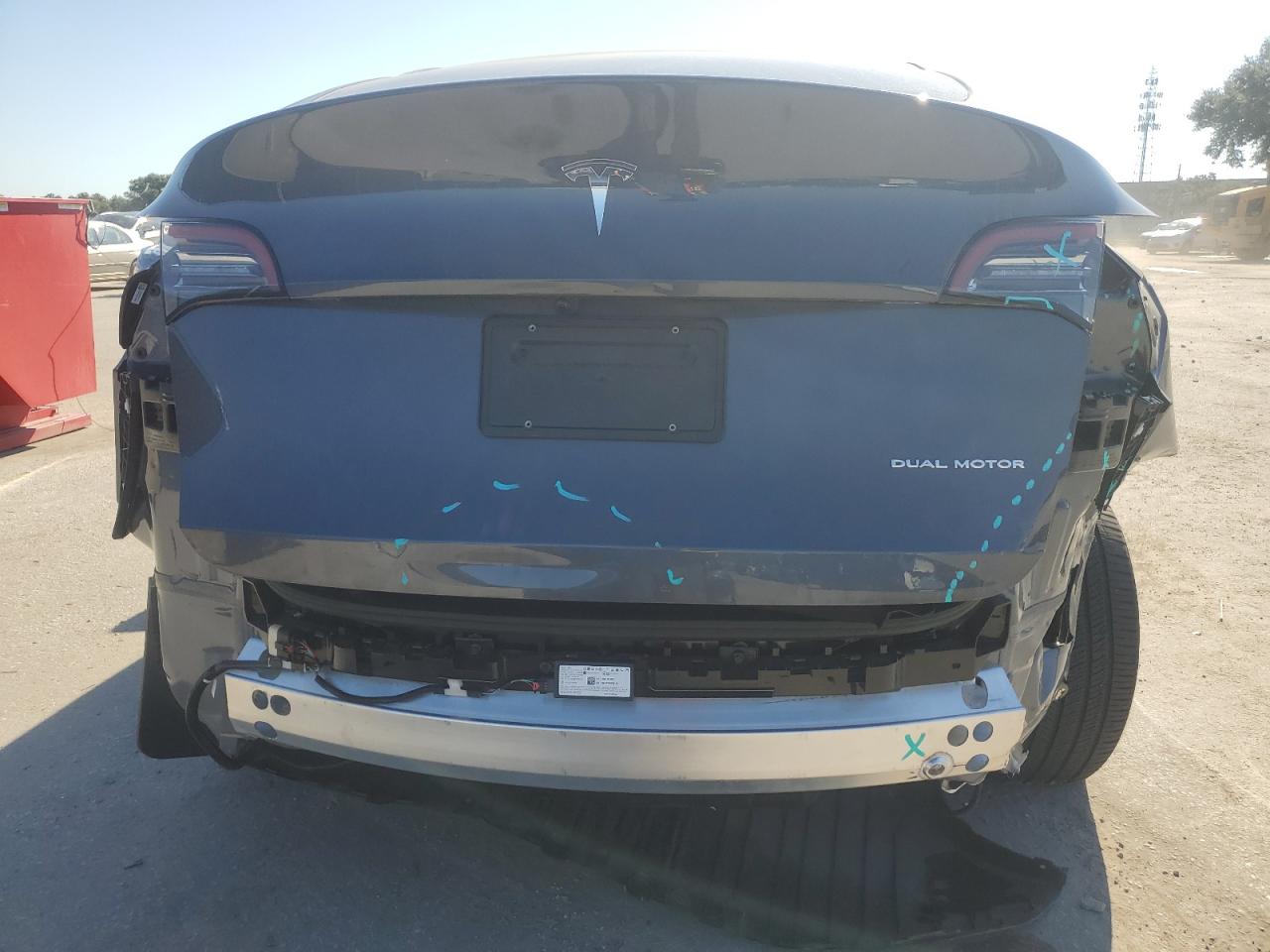 2023 Tesla Model Y VIN: 7SAYGDEE1PA211018 Lot: 80512575