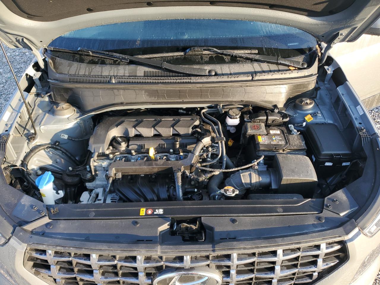 2022 Hyundai Venue Sel VIN: KMHRC8A39NU184100 Lot: 81842415