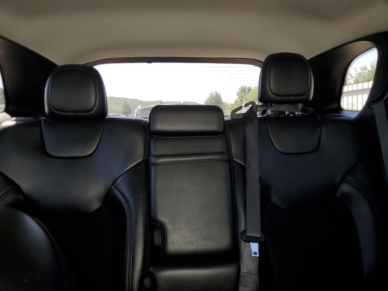 2019 Jeep Cherokee Latitude Plus VIN: 1C4PJMLX4KD252308 Lot: 43323061