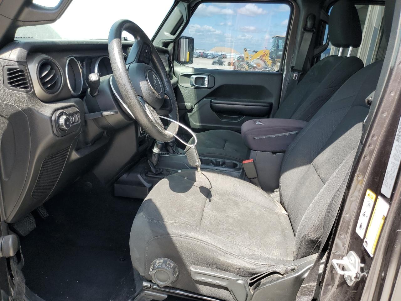 2018 Jeep Wrangler Unlimited Sport VIN: 1C4HJXDG5JW171518 Lot: 71400345