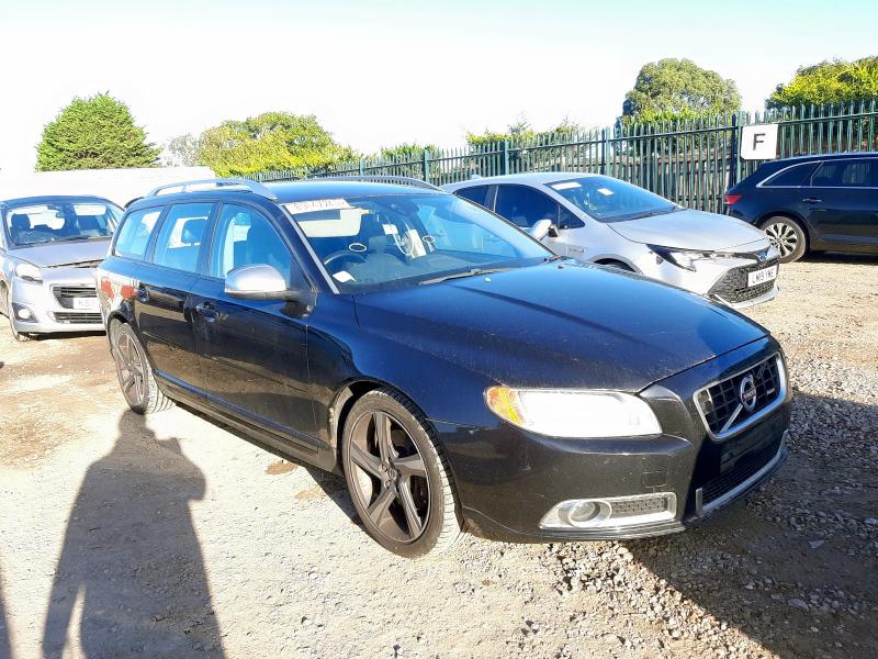 2013 VOLVO V70 R-DESIGN D4 