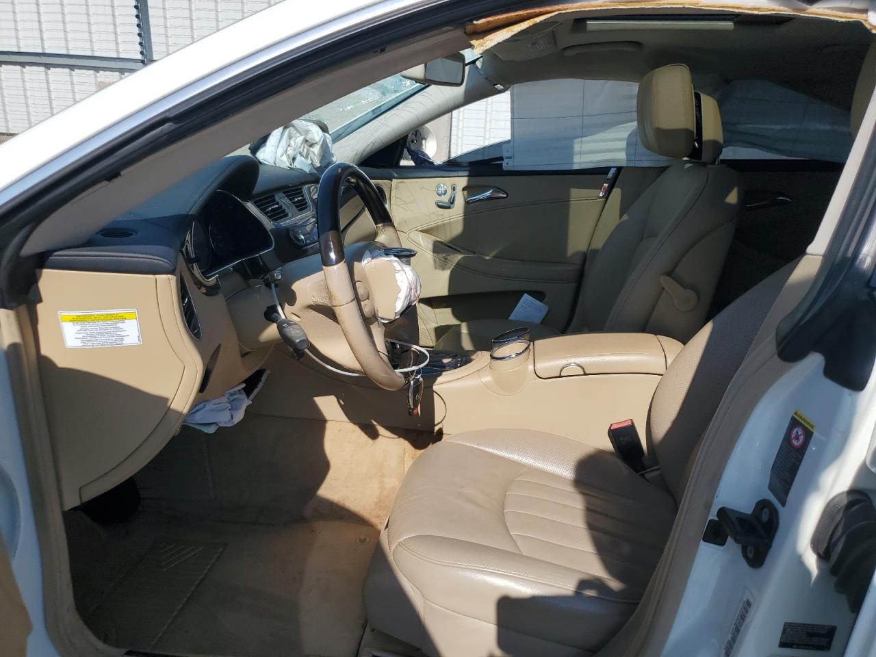 2008 Mercedes-Benz Cls 550 VIN: WDDDJ72X38A133879 Lot: 71879405