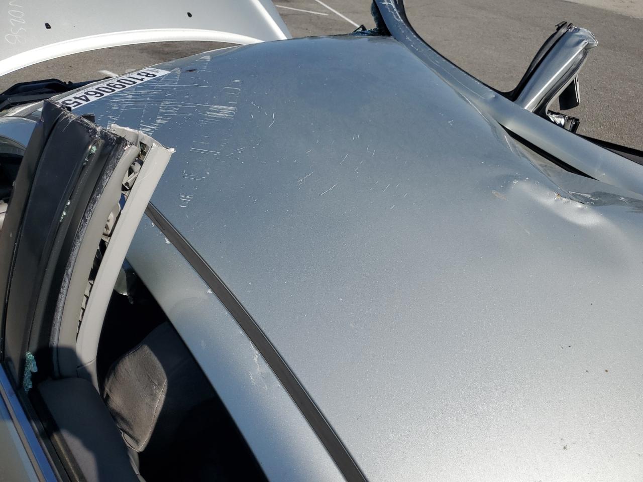 2004 Toyota Camry Le VIN: JTDBE32K440250258 Lot: 81090645