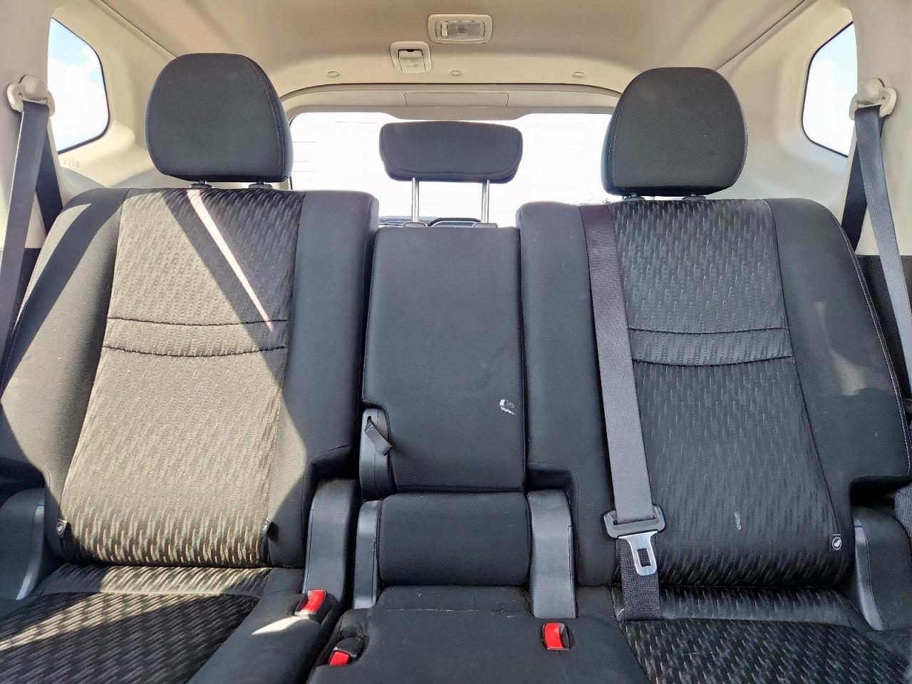 2017 Nissan Rogue S VIN: KNMAT2MT8HP598109 Lot: 71321065