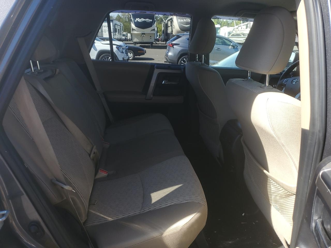 2015 Toyota 4Runner Sr5/Sr5 Premium VIN: JTEBU5JR9F5245233 Lot: 81324765