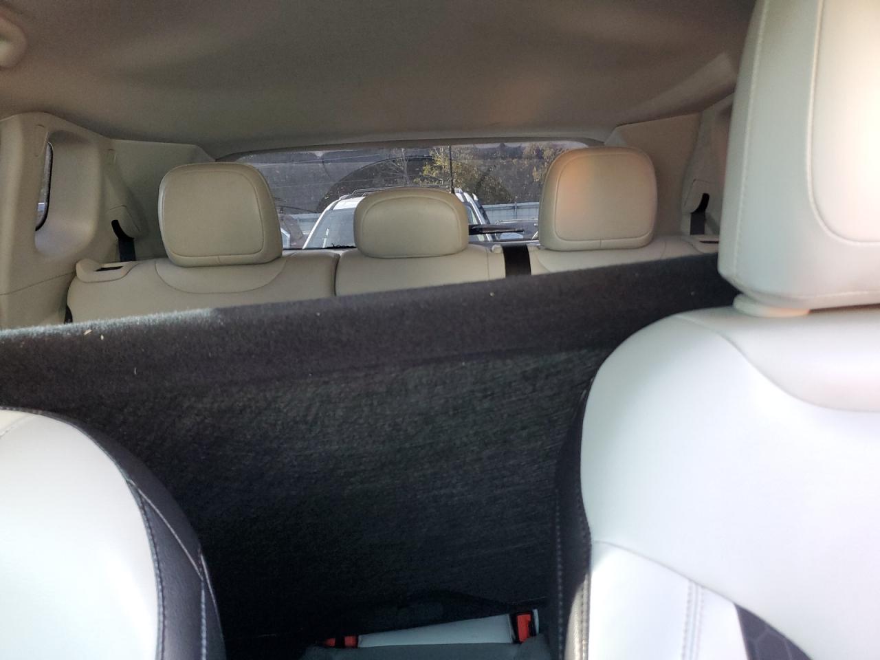 2018 Jeep Compass Latitude VIN: 3C4NJDBB4JT180998 Lot: 72038895