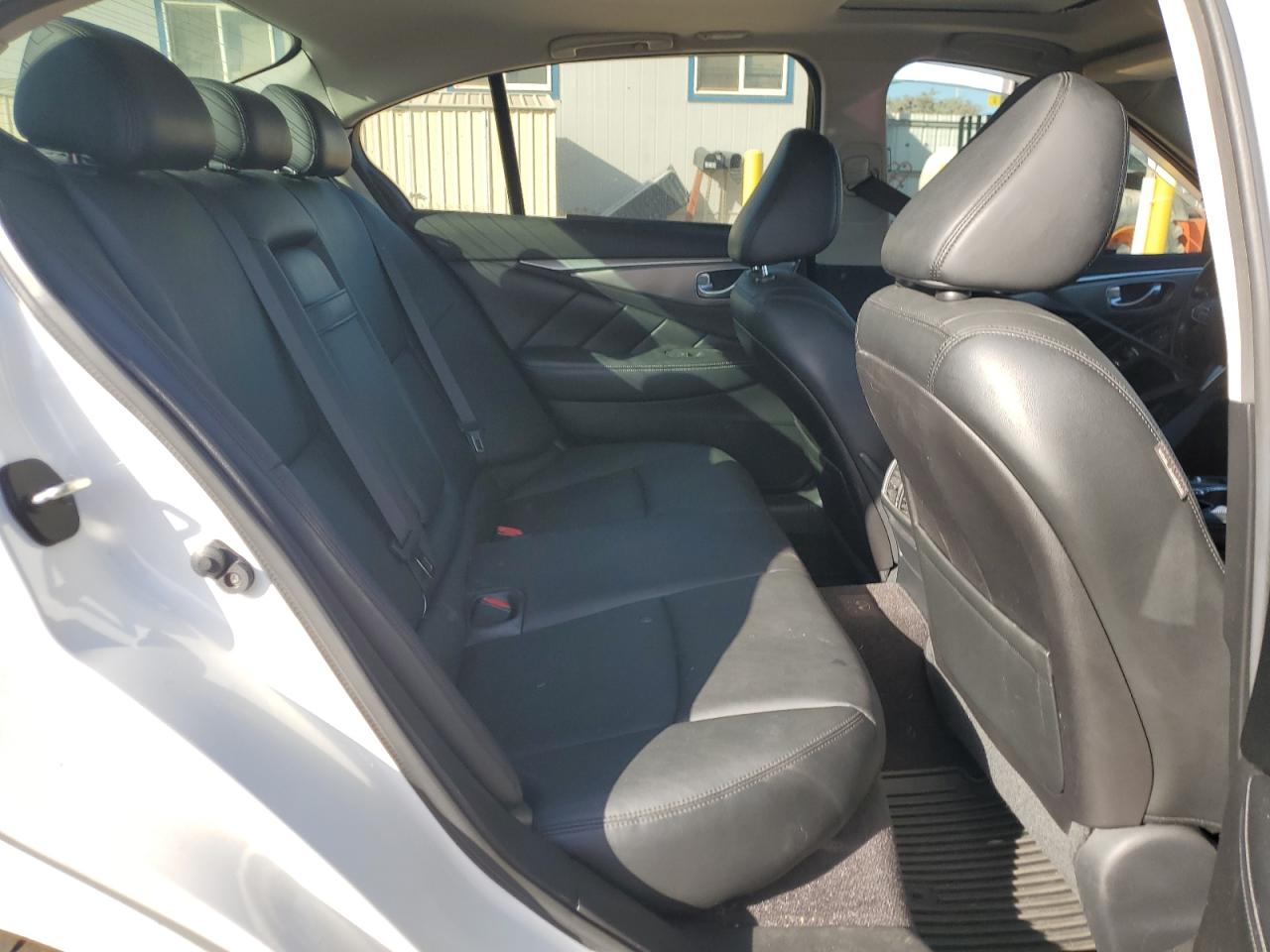 2015 Infiniti Q50 Base VIN: JN1BV7AP7FM333864 Lot: 81529965