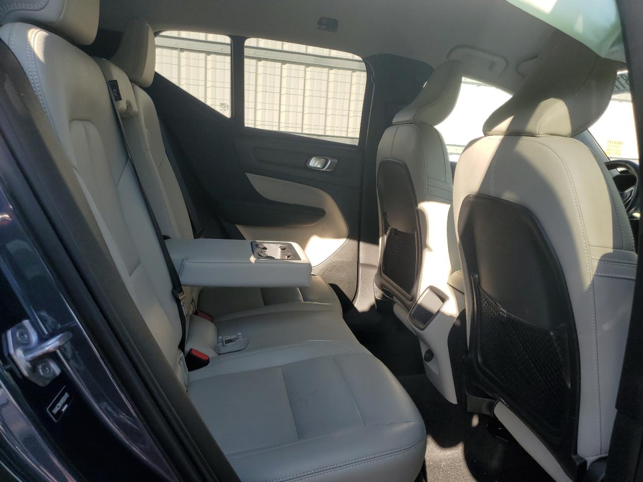 2021 Volvo Xc40 T4 Momentum VIN: YV4AC2HK4M2604185 Lot: 81734845