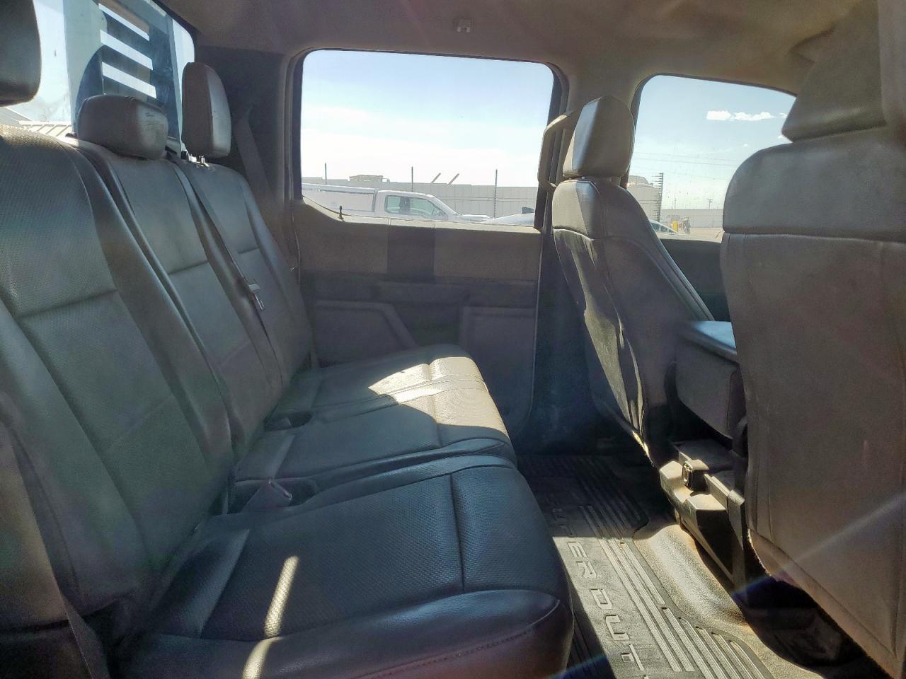 2017 Ford F350 Super Duty VIN: 1FT8W3BTXHEE28425 Lot: 84222425