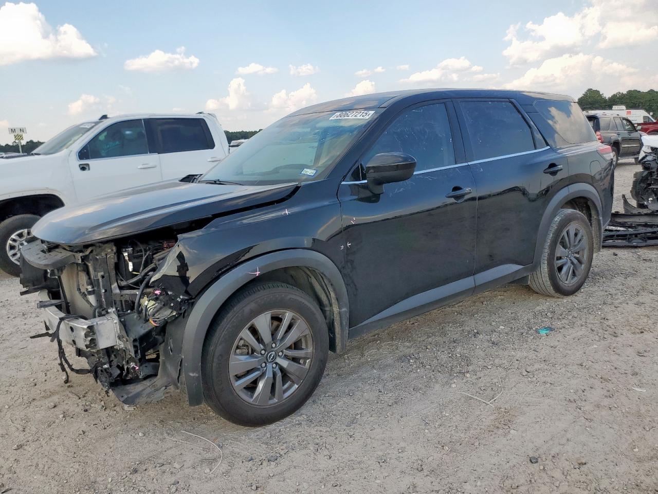 2024 Nissan Pathfinder S