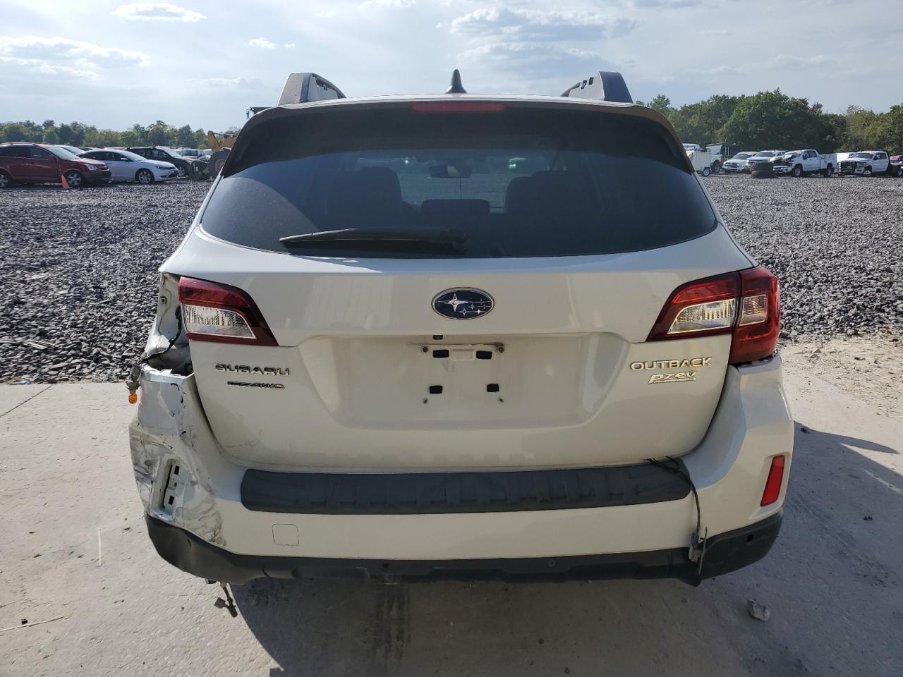 2017 Subaru Outback 2.5I Limited VIN: 4S4BSANC1H3243088 Lot: 84607465