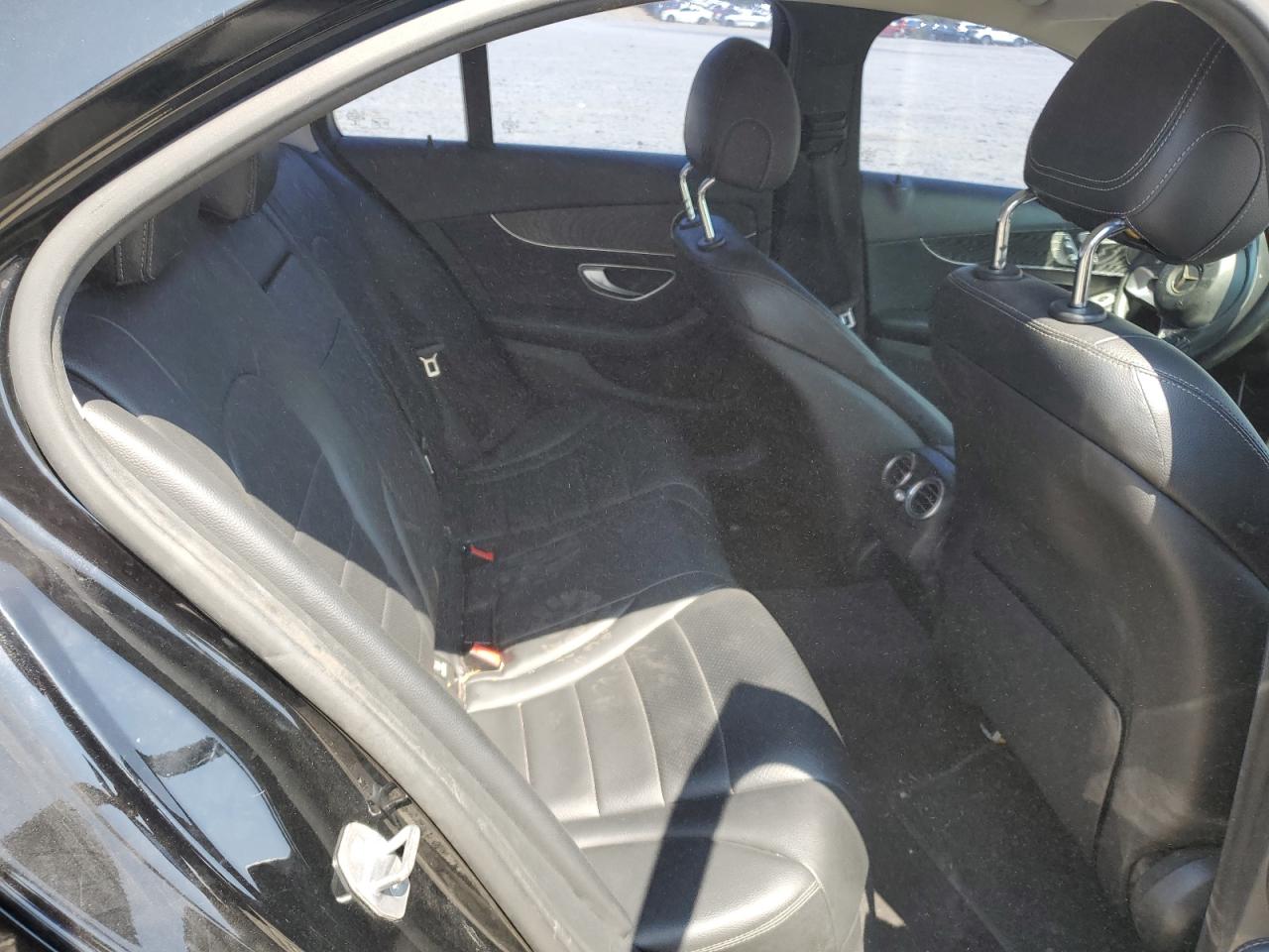 2017 Mercedes-Benz C 300 VIN: 55SWF4JB1HU223871 Lot: 72098165