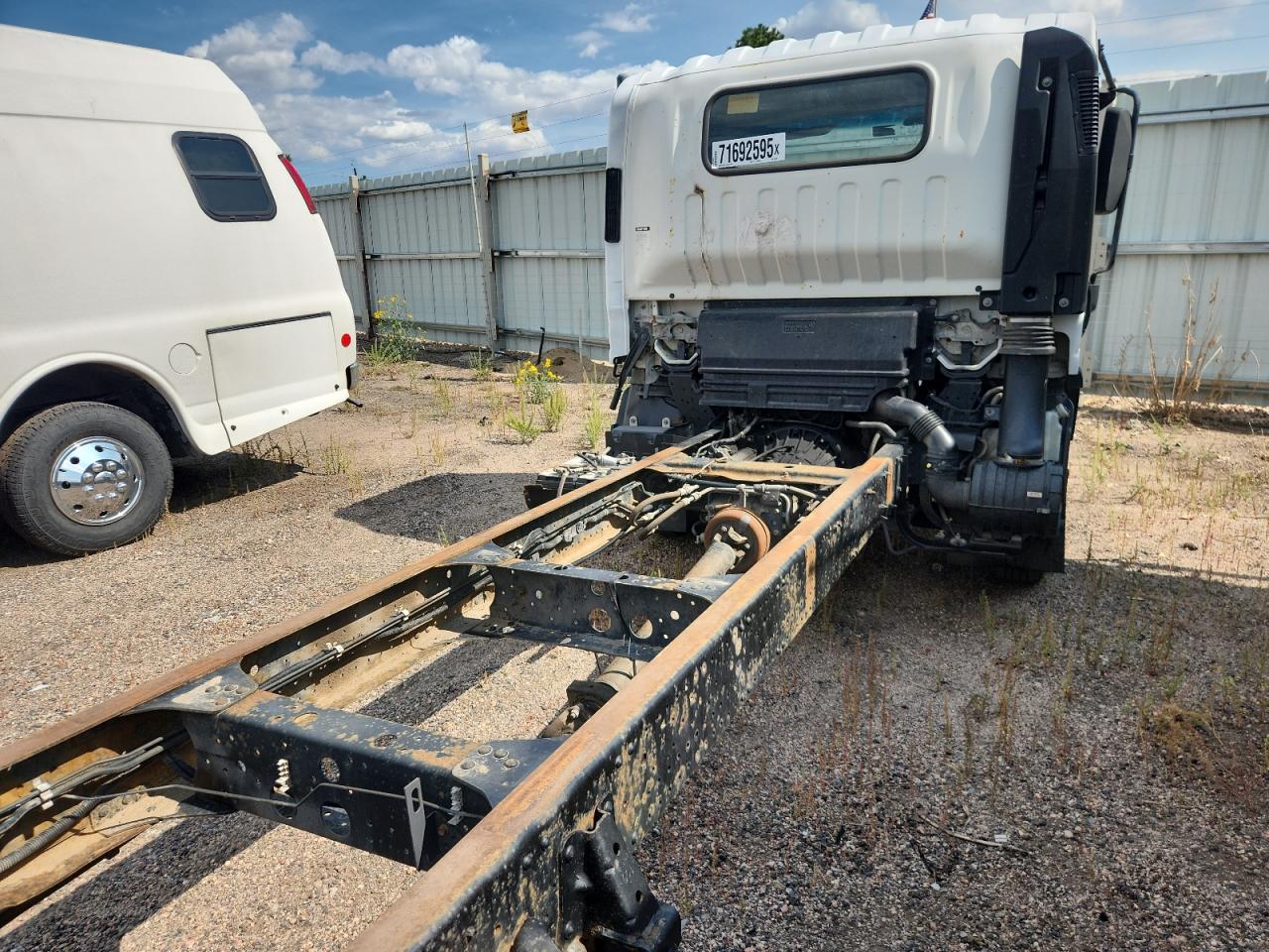 2008 Isuzu Npr VIN: JALB4W16687400116 Lot: 71692595