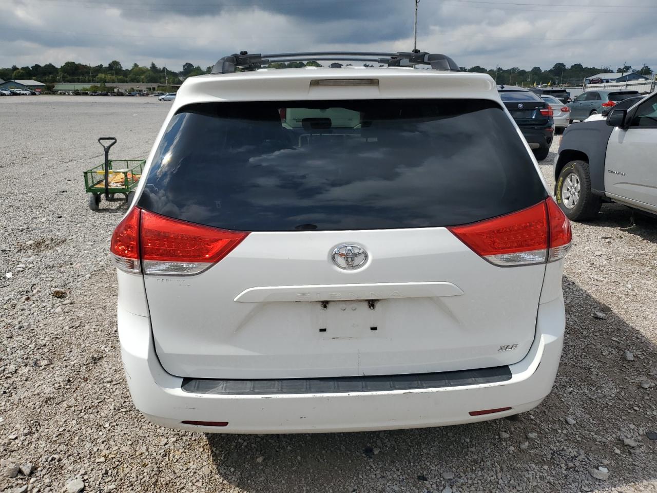 2012 Toyota Sienna Xle VIN: 5TDYK3DC4CS222903 Lot: 81548725