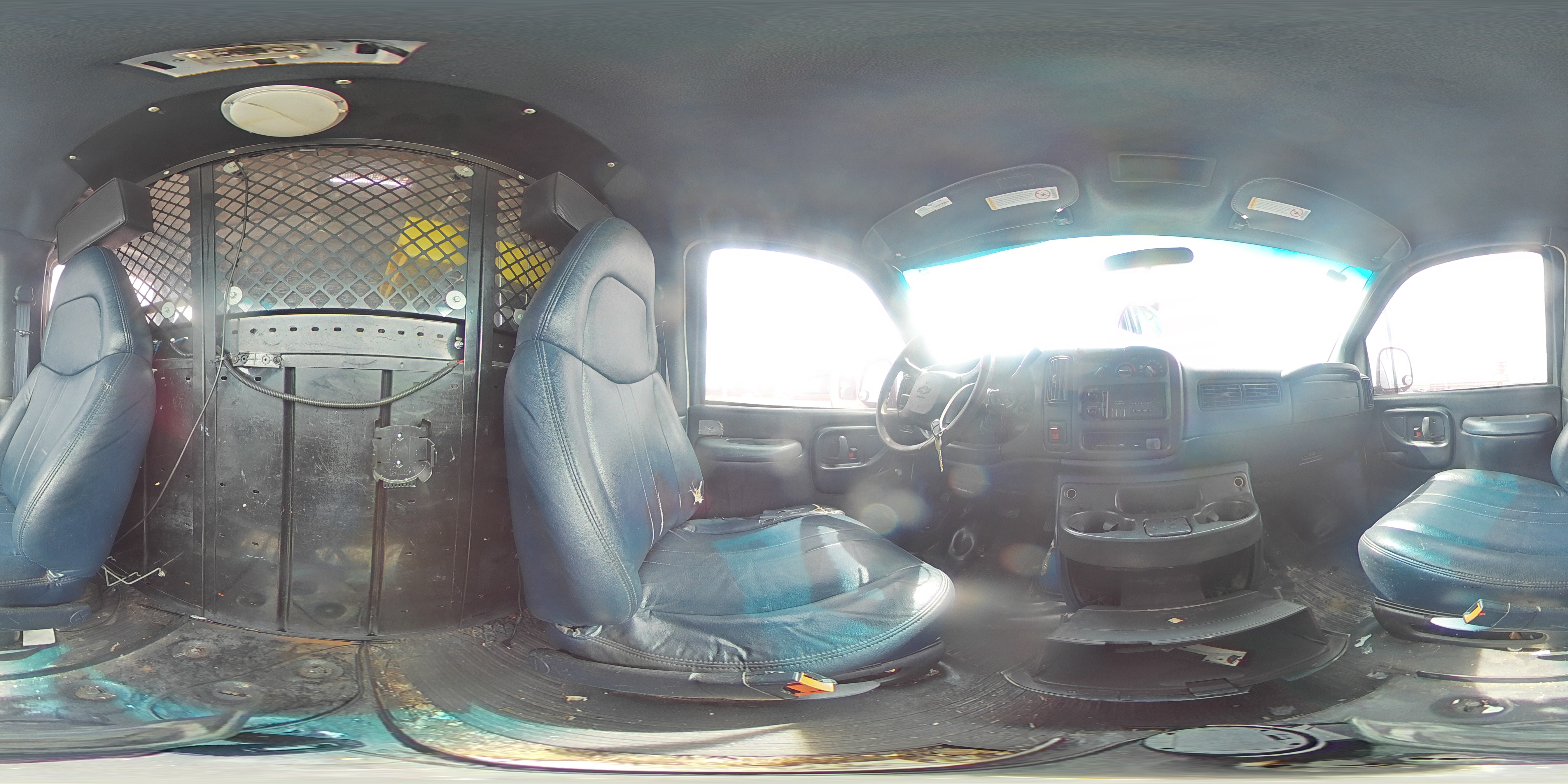 2000 Chevrolet Express G2500 VIN: 1GCFG25W1Y1122628 Lot: 83970035