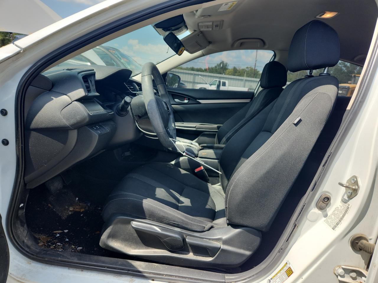 2020 Honda Civic Lx VIN: 2HGFC2F63LH585330 Lot: 80556365