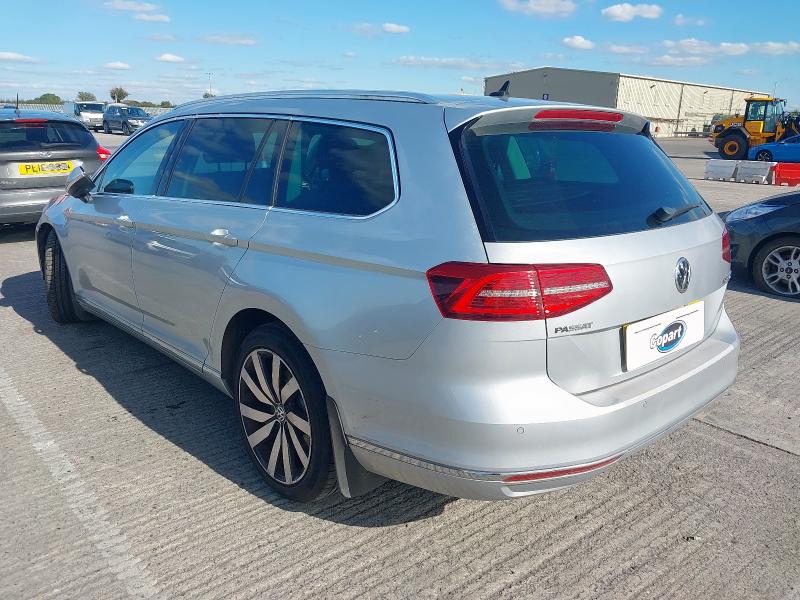 2015 VOLKSWAGEN PASSAT GT TDI BLUEMOTION 