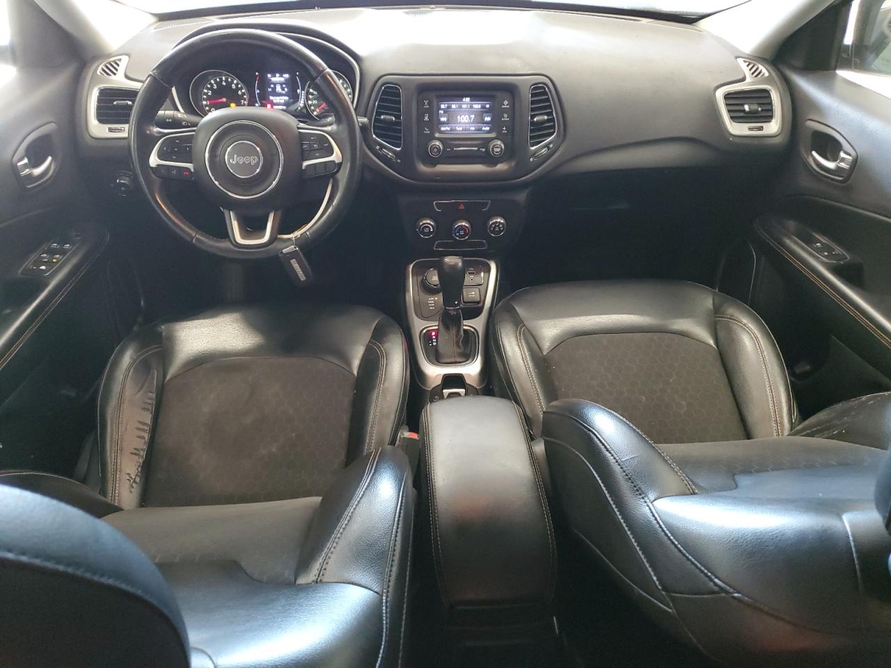 2018 Jeep Compass Latitude VIN: 3C4NJDBBXJT161274 Lot: 81420915