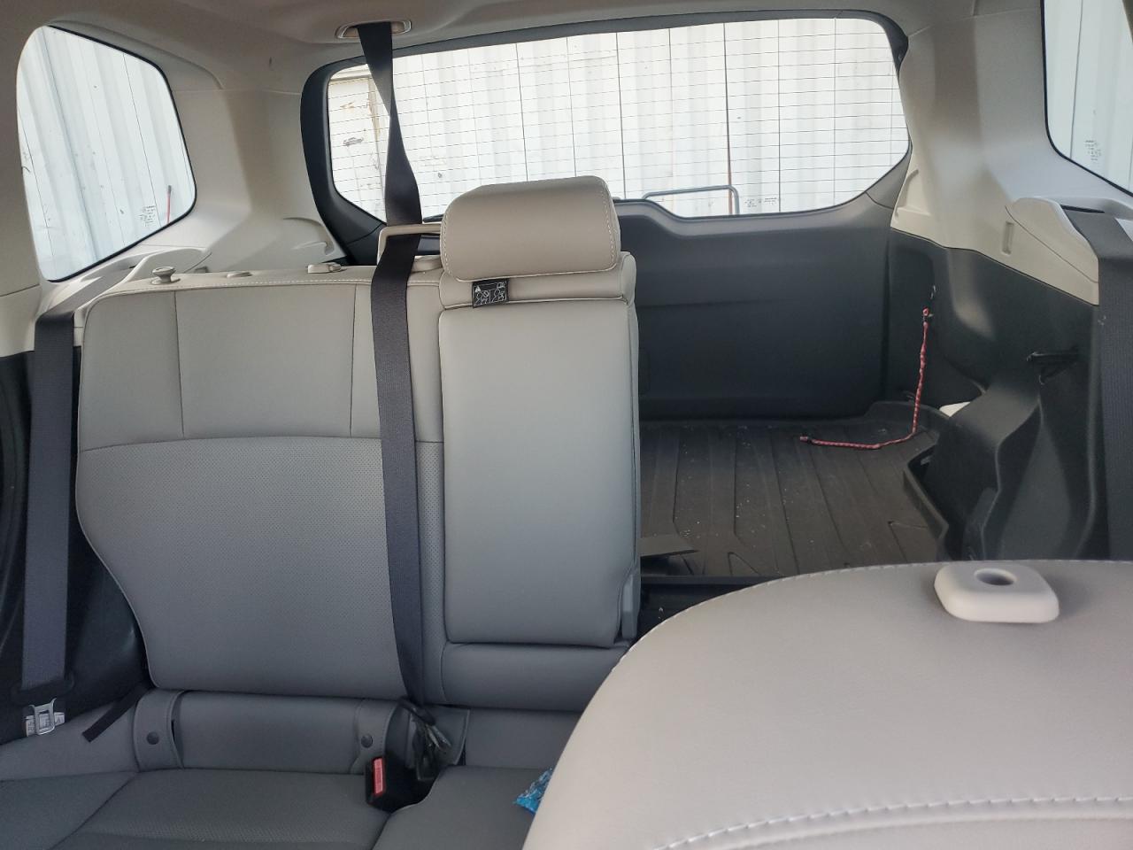 2017 Subaru Forester 2.5I Limited VIN: JF2SJAJC7HH574243 Lot: 83988985