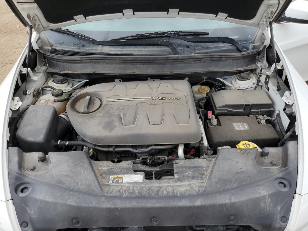 2015 Jeep Cherokee Latitude VIN: 1C4PJMCS3FW605846 Lot: 80057075