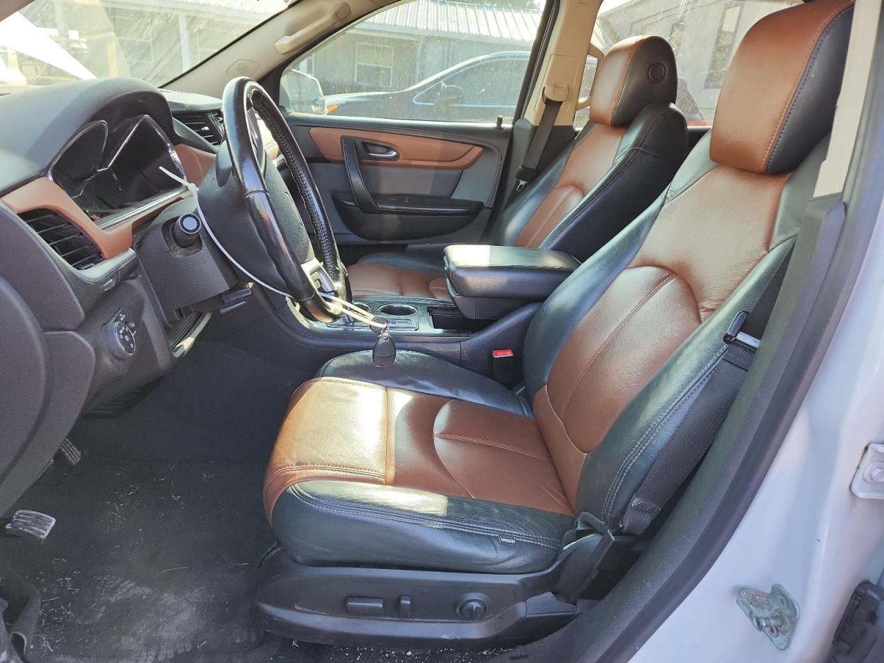 2016 Chevrolet Traverse Lt VIN: 1GNKVGKD3GJ104111 Lot: 84623595