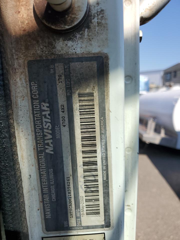 2001 International 4000 4700 - Semi Truck VIN: 1HTSCAAM11H356261 Lot: 81290635