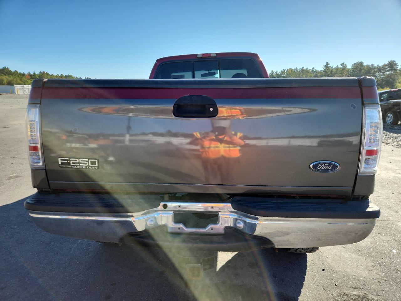 2001 Ford F250 Super Duty VIN: 1FTNF21F01EA15329 Lot: 81460375