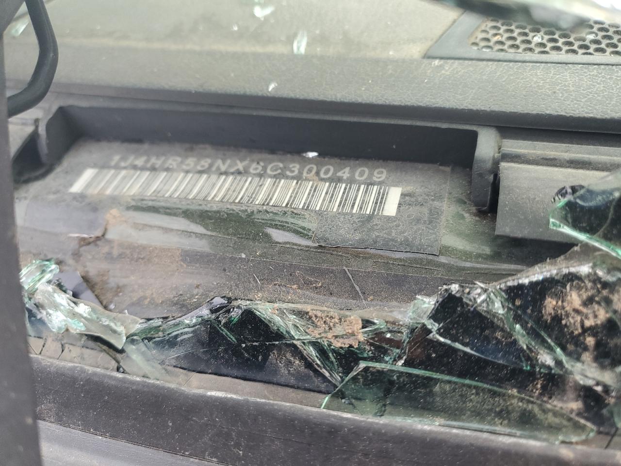 2006 Jeep Grand Cherokee Limited VIN: 1J4HR58NX6C300409 Lot: 71808865