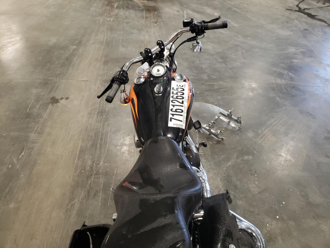 2010 Harley-Davidson Fxdwg VIN: 1HD1GP434AC327092 Lot: 71612655