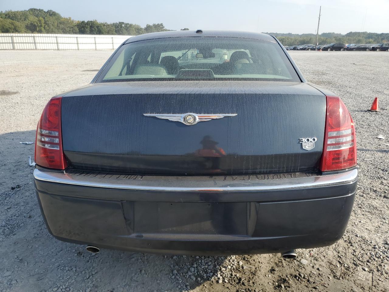 2007 Chrysler 300C VIN: 2C3KA63H17H838798 Lot: 81667125