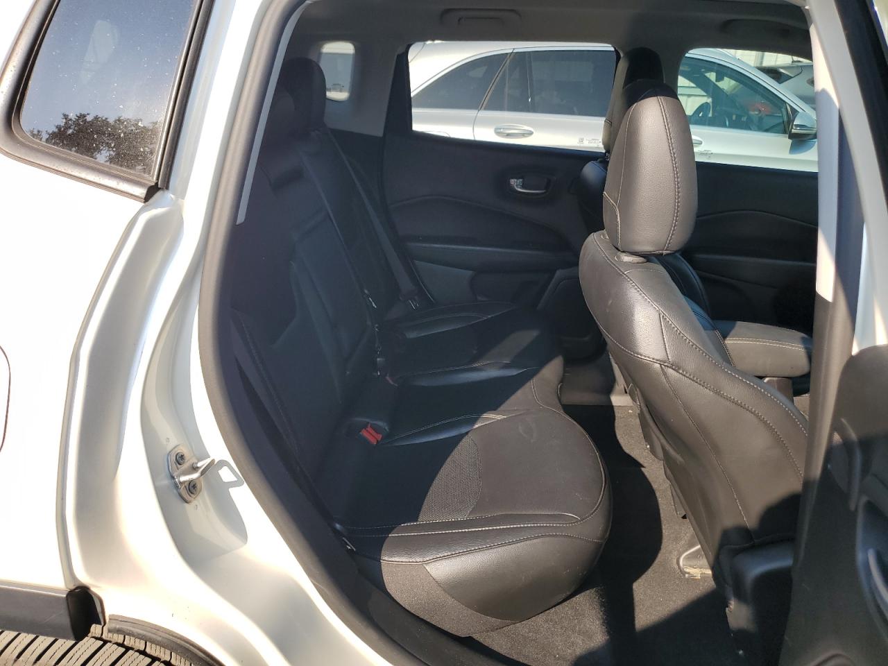 2019 Jeep Compass Limited VIN: 3C4NJCCB4KT782519 Lot: 81130945