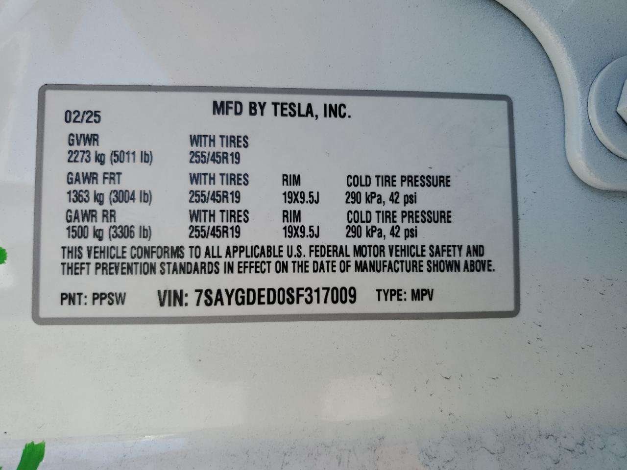 2025 Tesla Model Y VIN: 7SAYGDED0SF317009 Lot: 81334365