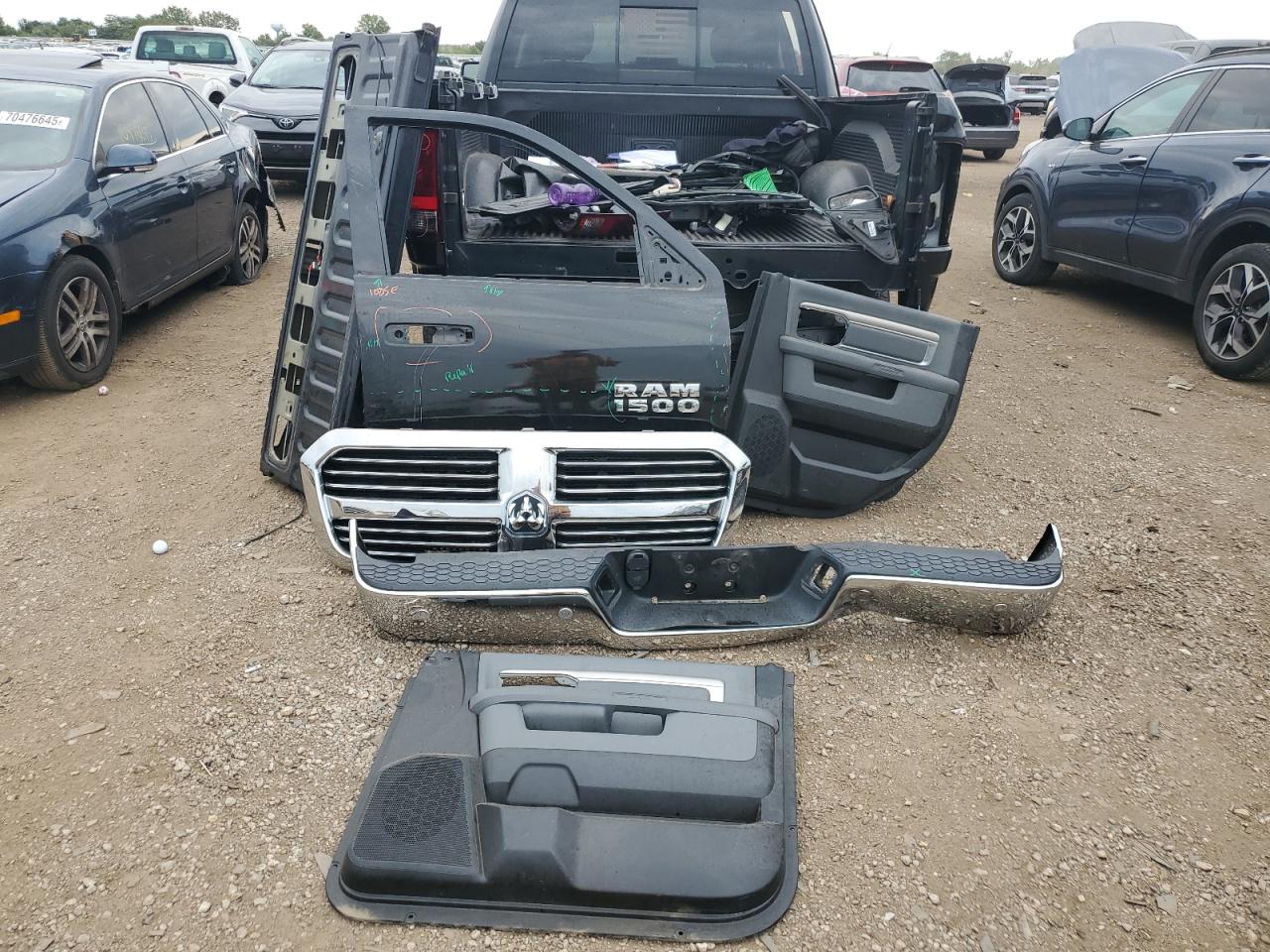 2018 Ram 1500 Slt VIN: 1C6RR7LG9JS170823 Lot: 70738655