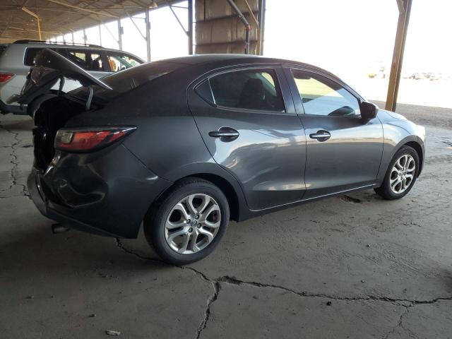 Sedans TOYOTA SCION 2016 Szary