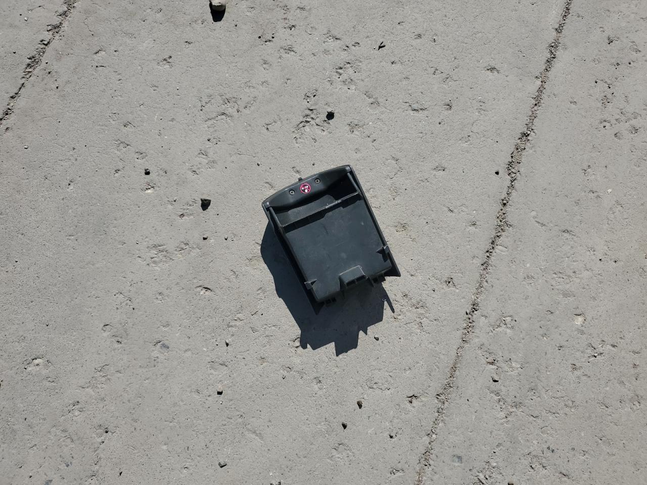 2004 Toyota Corolla Matrix Xr VIN: 2T1KR32EX4C266355 Lot: 81079255