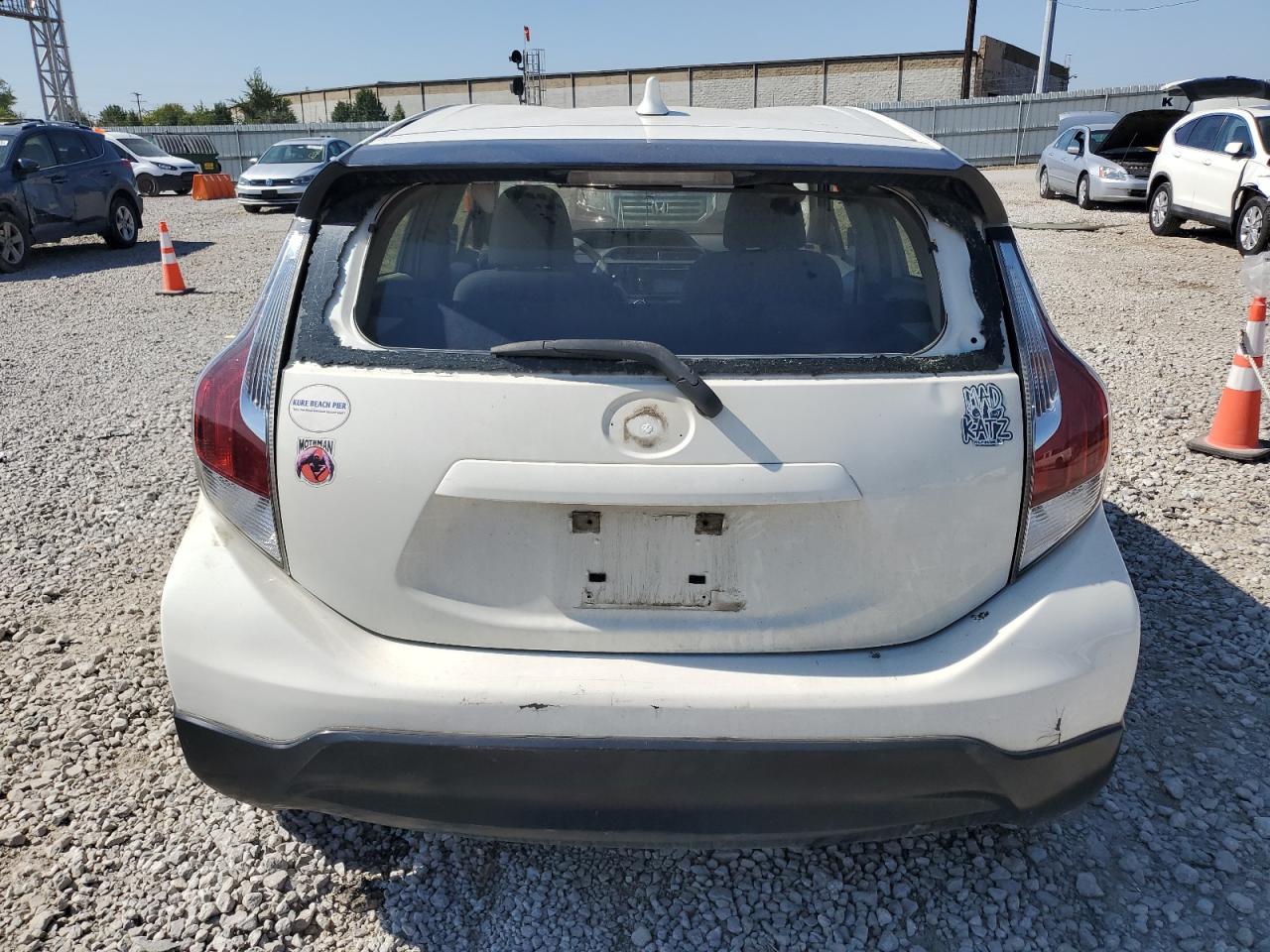 2017 Toyota Prius C VIN: JTDKDTB33H1597933 Lot: 81950075