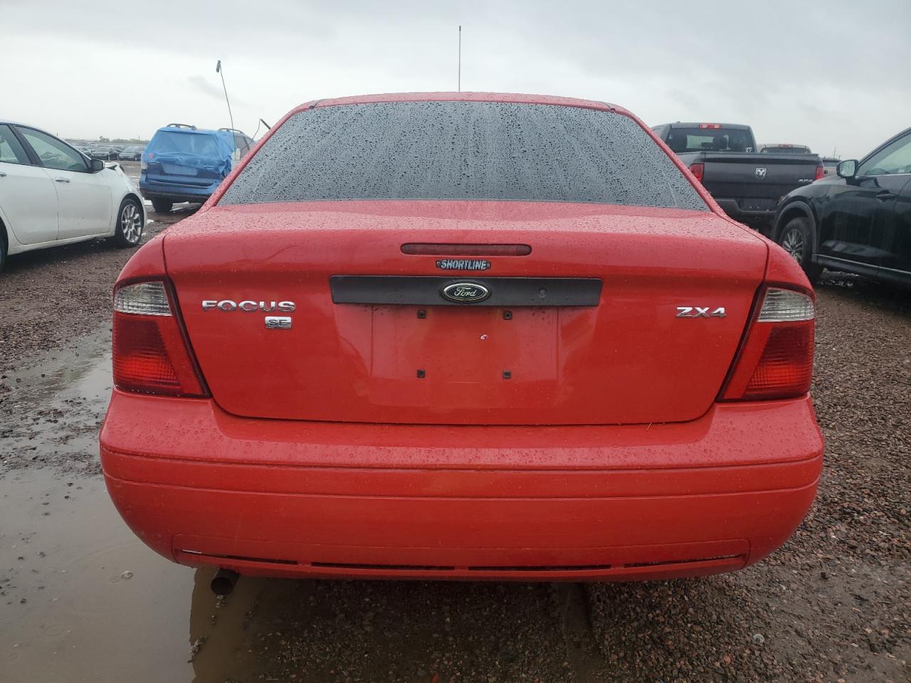 2005 Ford Focus Zx4 VIN: 1FAFP34N05W135227 Lot: 81464625