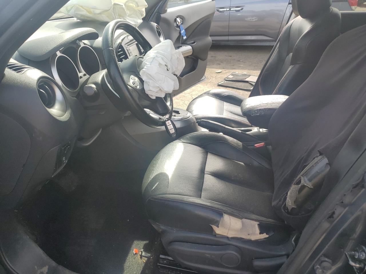 2013 Nissan Juke S VIN: JN8AF5MV4DT223530 Lot: 83941295