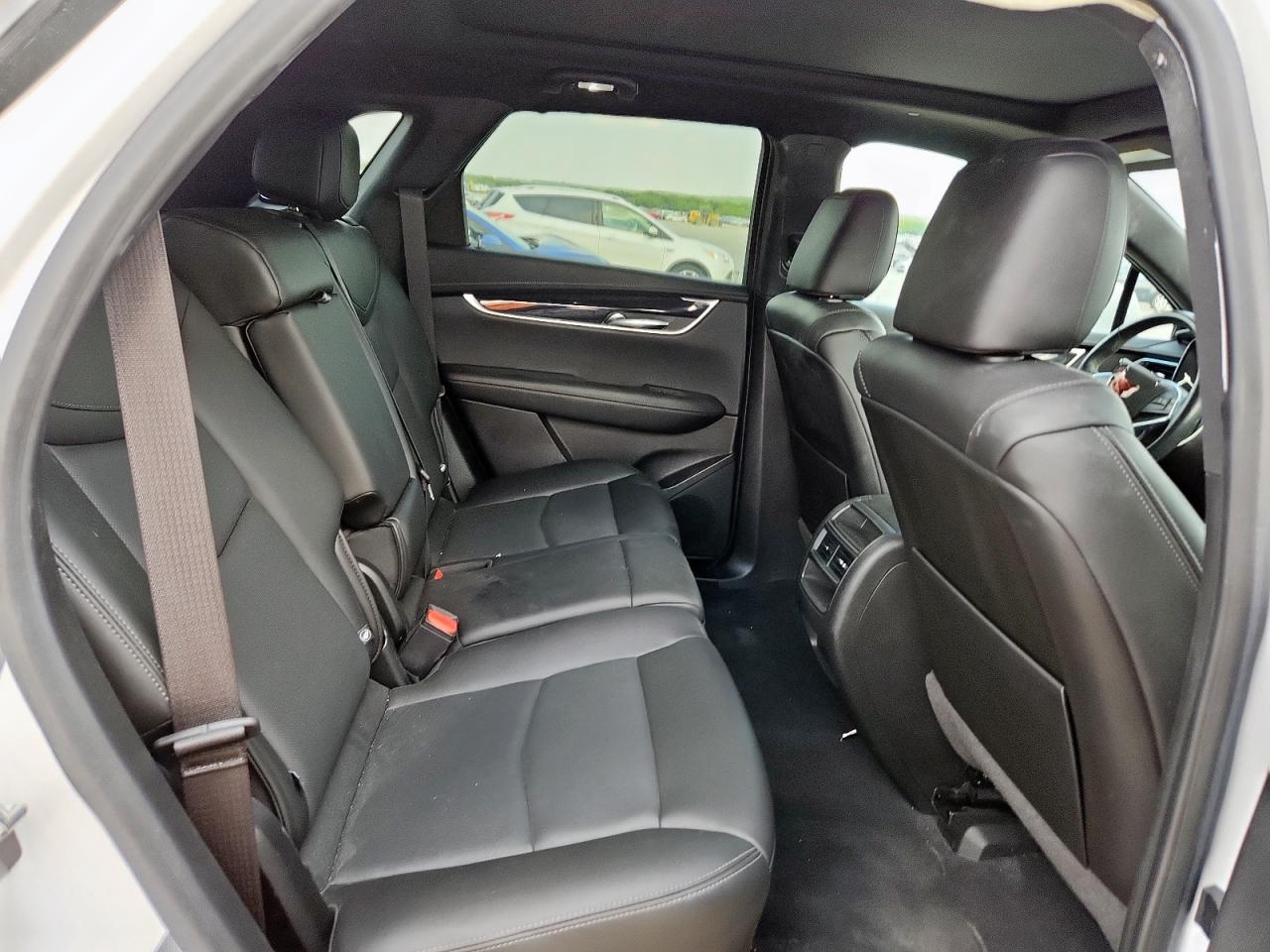 2022 Cadillac Xt5 Premium Luxury VIN: 1GYKNCR41NZ131887 Lot: 81095315