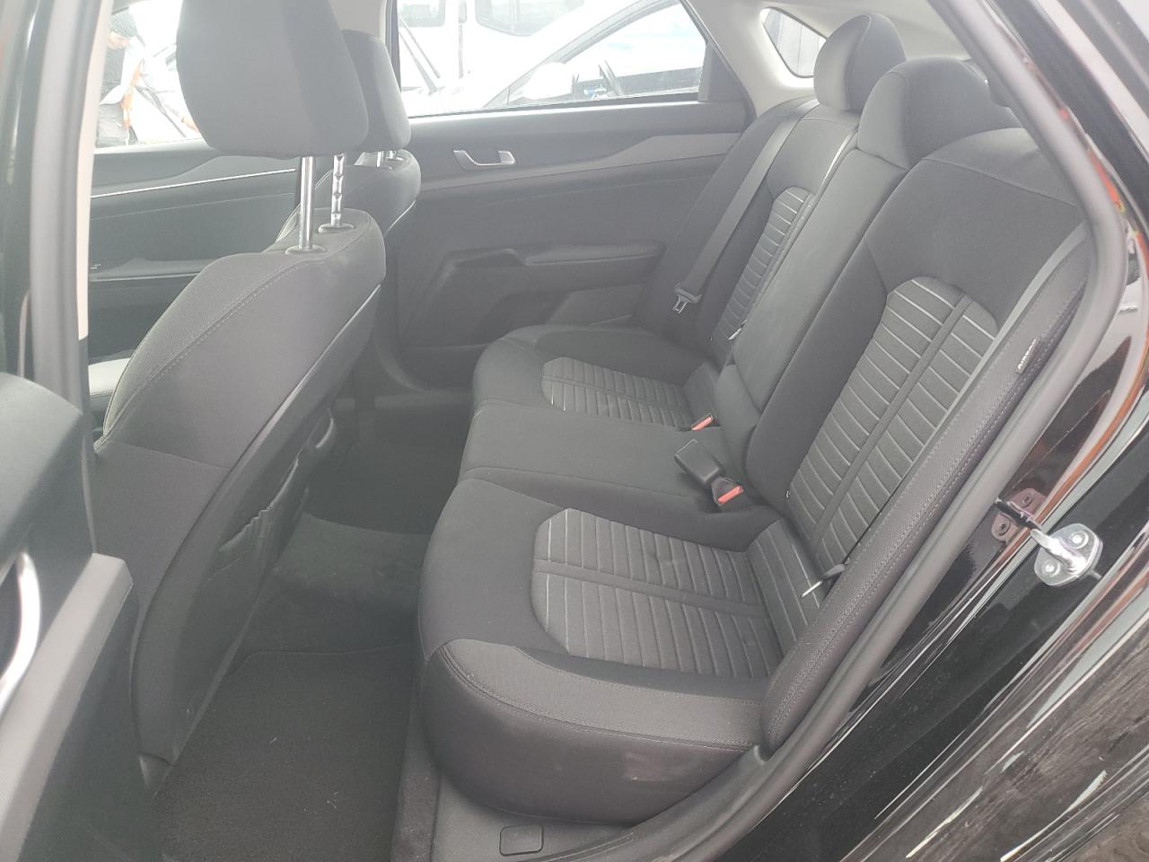 2025 Kia K5 Lxs VIN: KNAG24J73S5288580 Lot: 84380635