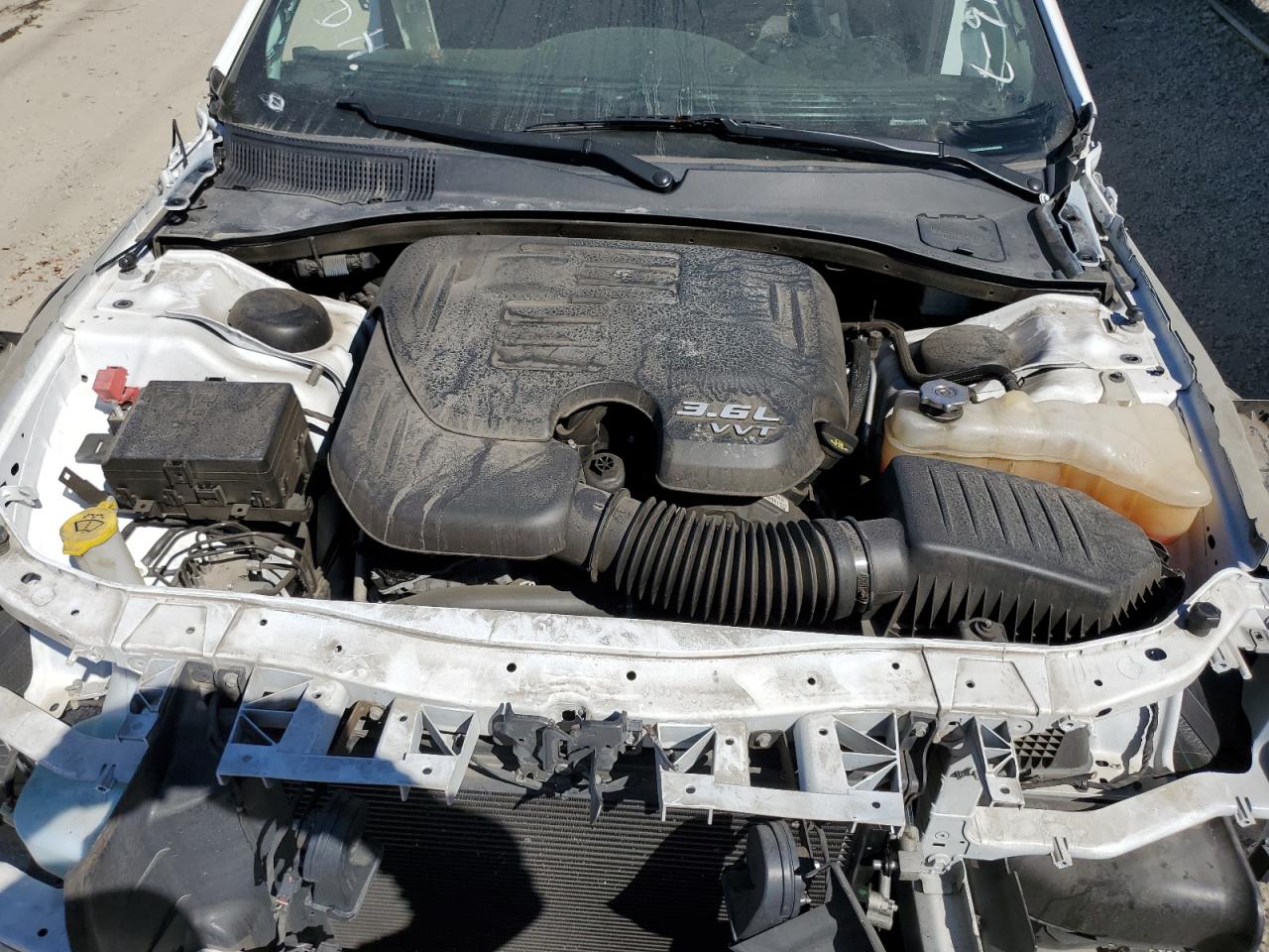 2020 Chrysler 300 Touring VIN: 2C3CCAAG2LH239205 Lot: 71868415