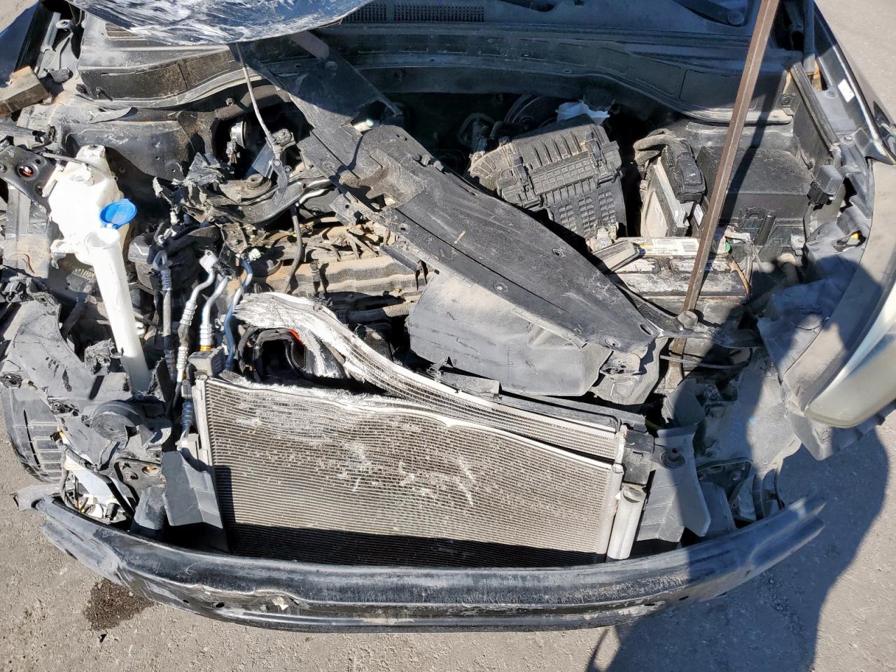 2014 Hyundai Santa Fe Sport VIN: 5XYZU3LB1EG134124 Lot: 84700895