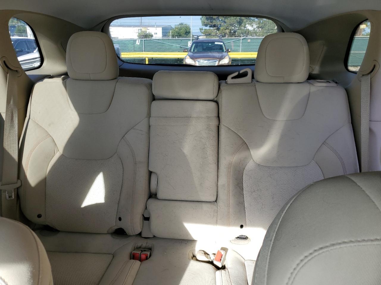 2019 Jeep Cherokee Latitude VIN: 1C4PJMCX9KD231812 Lot: 71564595